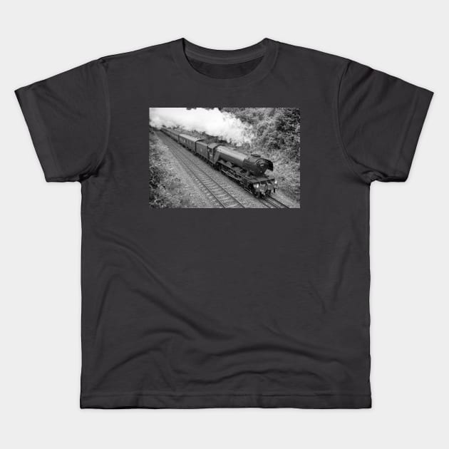 The Flying Scotsman - Black and White Kids T-Shirt by SteveHClark